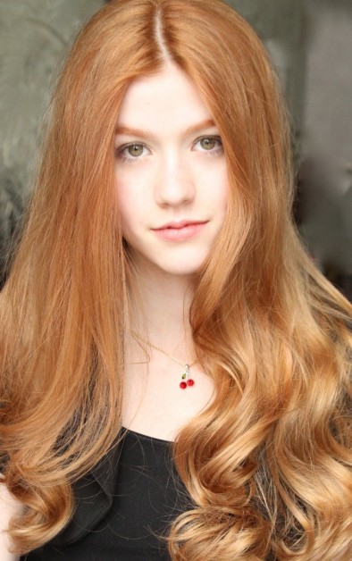 Katherine McNamara Fotoğrafı