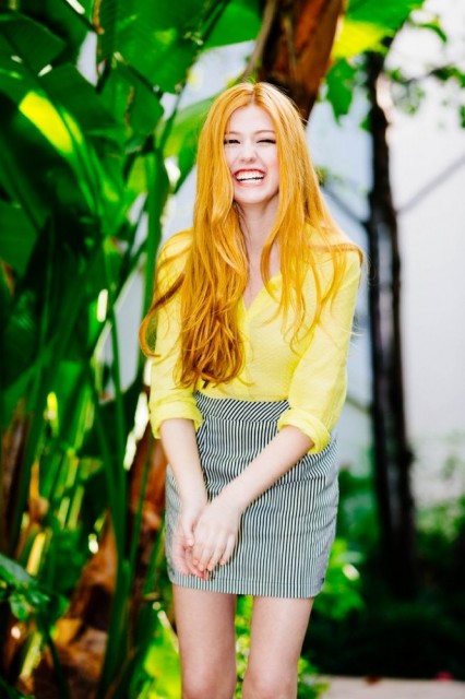 Katherine McNamara Fotoğrafı