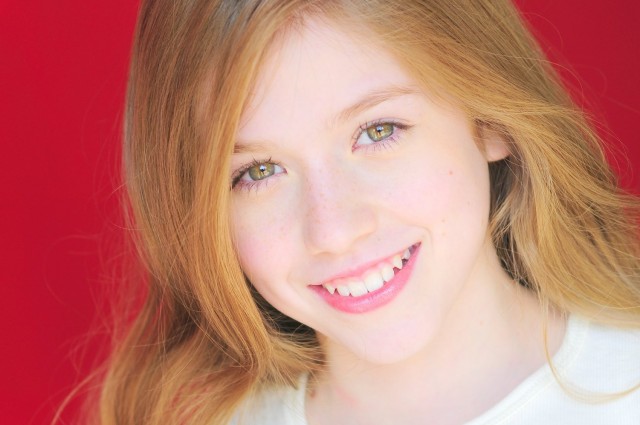 Katherine McNamara Fotoğrafı