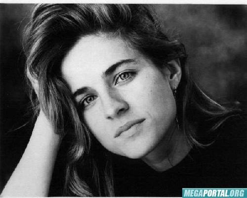 Jessica Steen fotoğrafı