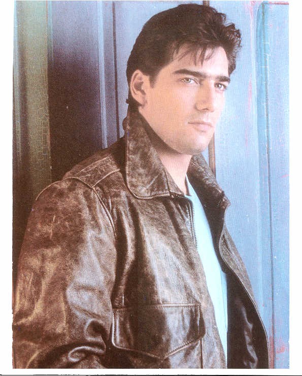 Ken Wahl fotoğrafı