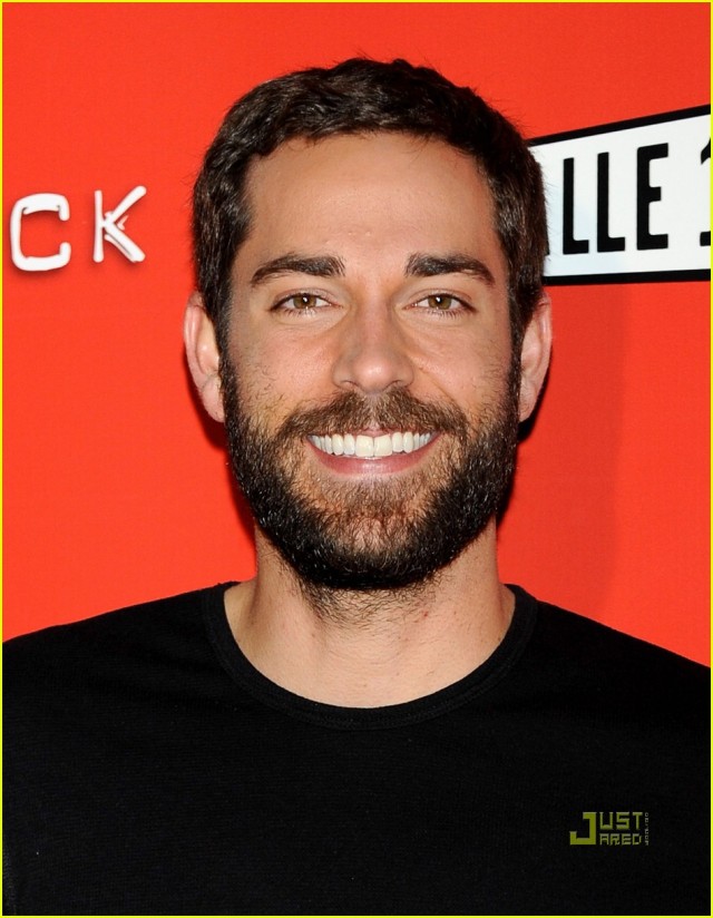 Zachary Levi Fotoğrafı