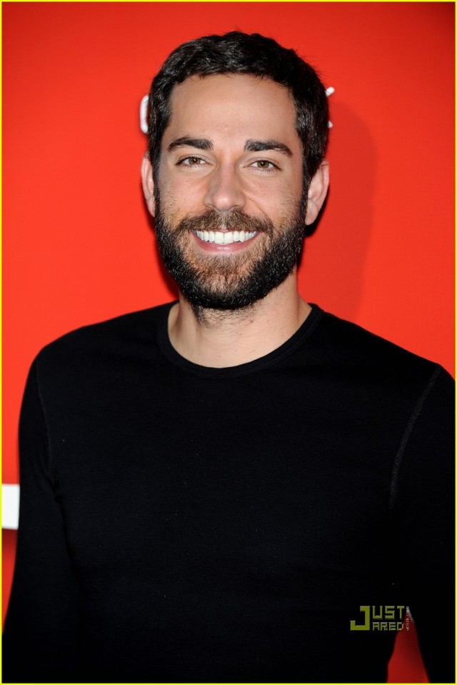 Zachary Levi Fotoğrafı