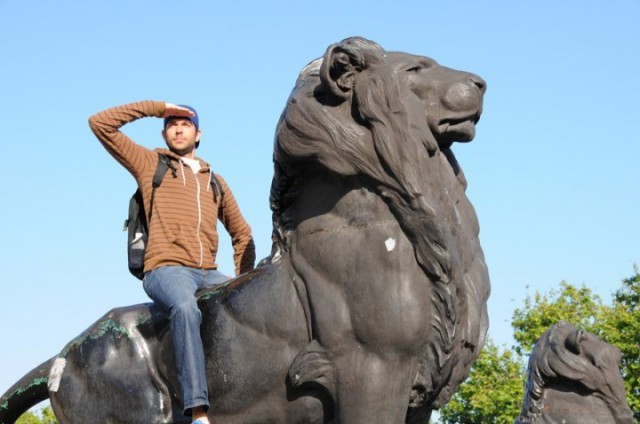Zachary Levi Fotoğrafı