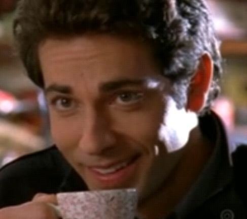 Zachary Levi Fotoğrafı