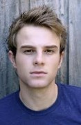 Nathaniel Buzolic Fotoğrafı
