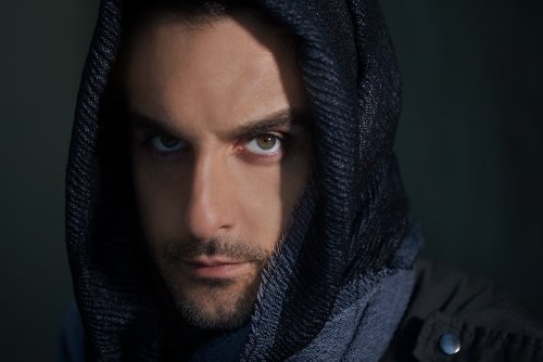 Brett London fotoğrafı