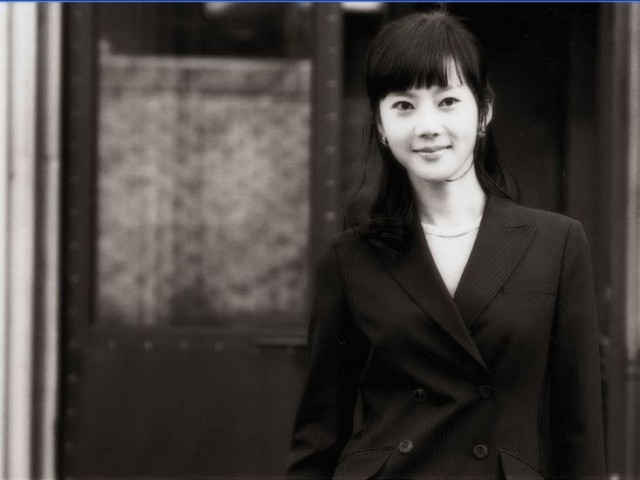 Yum Jung-ah Fotoğrafı