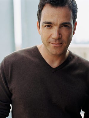 Jon Tenney fotoğrafı