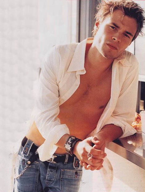 Patrick Flueger Fotoğrafı