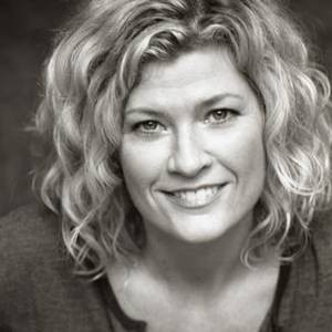 Dana Wheeler-Nicholson fotoğrafı