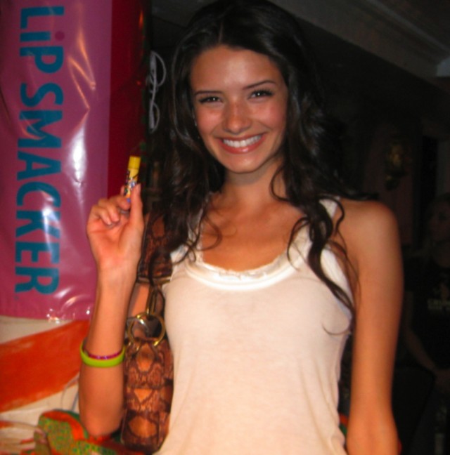 Alice Greczyn Fotoğrafı