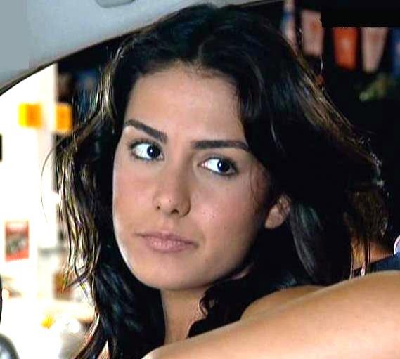 Özlem Yılmaz Fotoğrafı