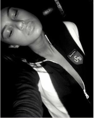 Yüsra Geyik fotoğrafı