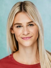 Phoebe French fotoğrafı