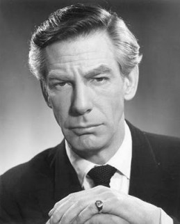 Michael Gough fotoğrafı