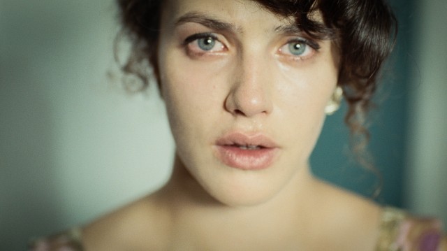 Jessica Brown-Findlay Fotoğrafı