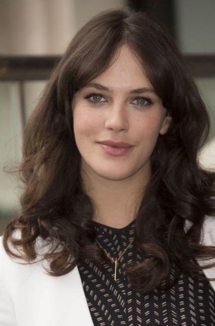 Jessica Brown-Findlay Fotoğrafı