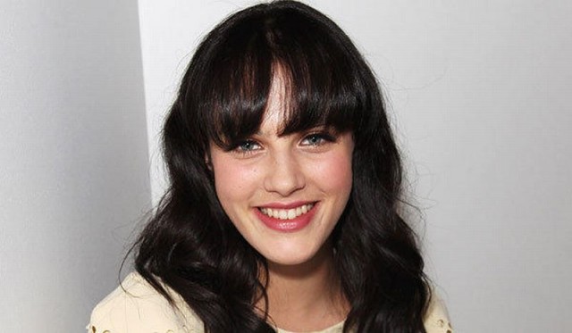 Jessica Brown-Findlay Fotoğrafı