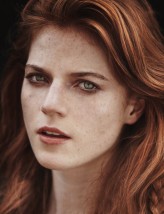 Rose Leslie fotoğrafı
