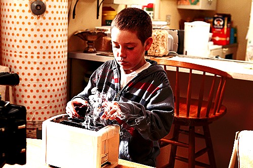 Ethan Cutkosky fotoğrafı