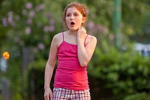 Emma Kenney Fotoğrafı