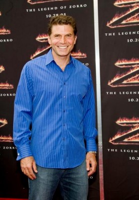 Nick Chinlund Fotoğrafı