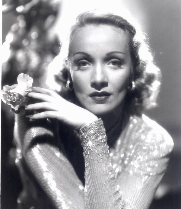 Marlene Dietrich fotoğrafı