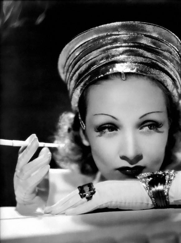 Marlene Dietrich fotoğrafı