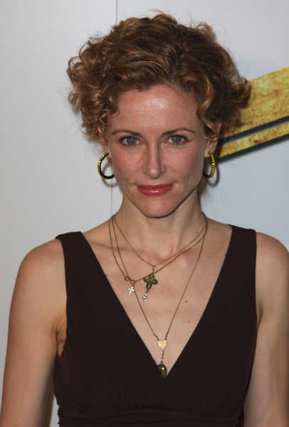 Leslie Hope fotoğrafı