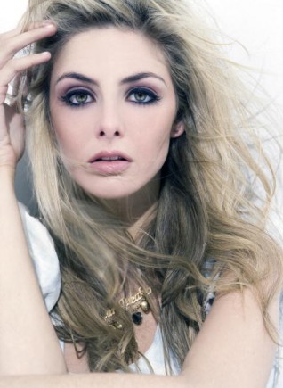 Tamsin Egerton Fotoğrafı