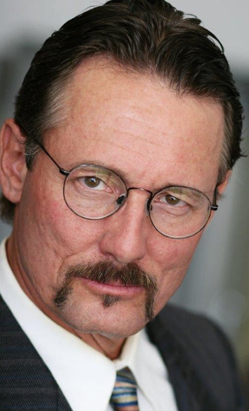 Anthony De Longis fotoğrafı