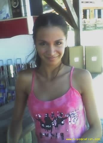 Cemre Kemer Fotoğrafı