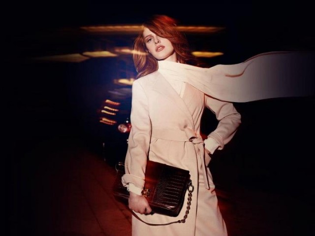 Naz Elmas Fotoğrafı