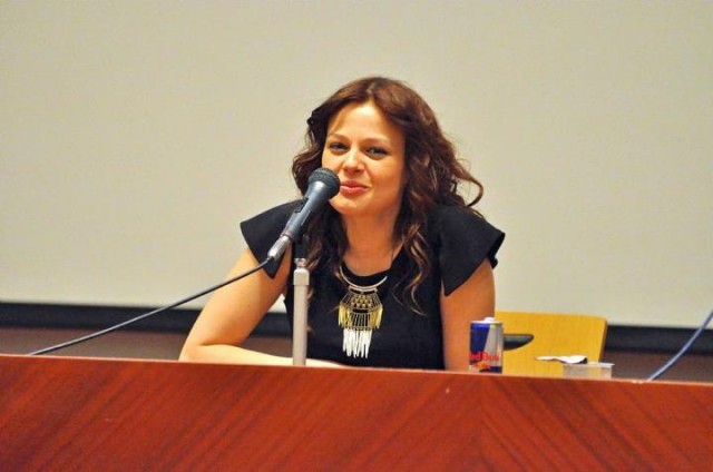 Naz Elmas Fotoğrafı