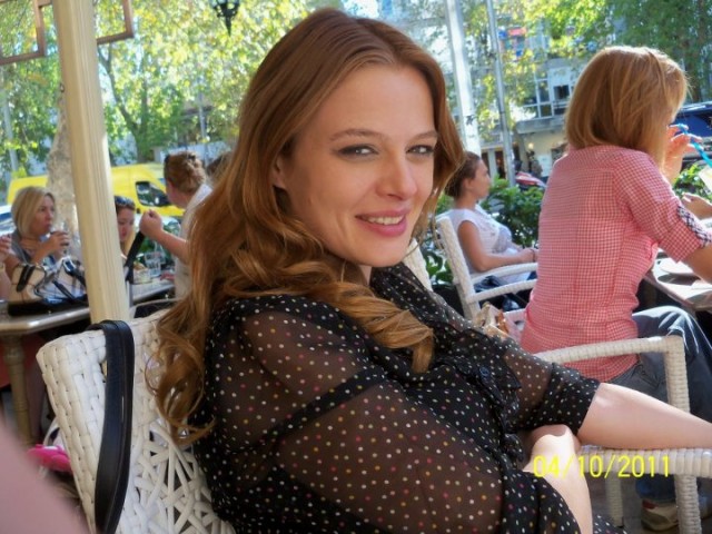 Naz Elmas Fotoğrafı