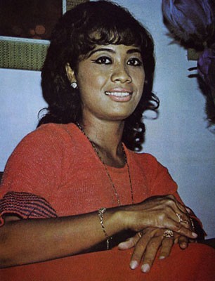 Rose Yatimah fotoğrafı