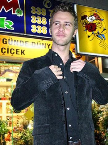 Özgür Çevik Fotoğrafı