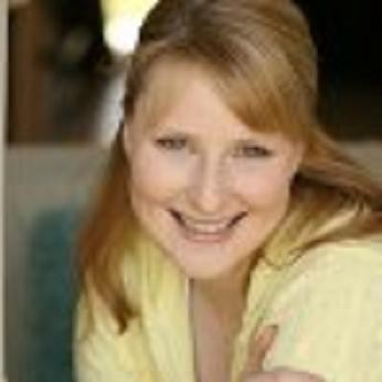 Jennifer Hogan fotoğrafı