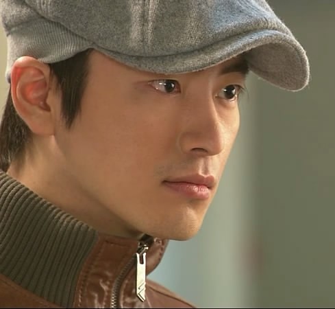 Lee Joon Hyuk Fotoğrafı