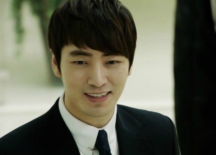 Lee Joon Hyuk Fotoğrafı