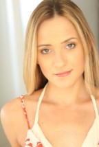 Rachel Riley fotoğrafı