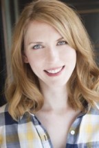 Allison Oliver fotoğrafı