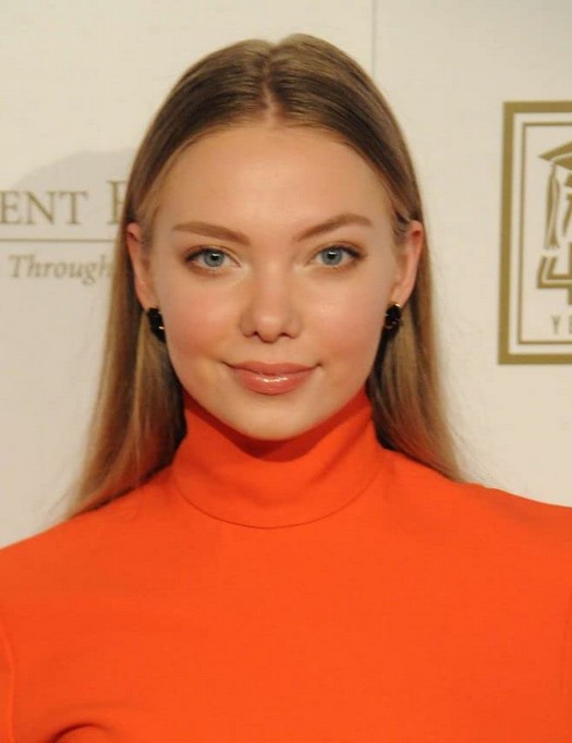 Emilia McCarthy Fotoğrafı