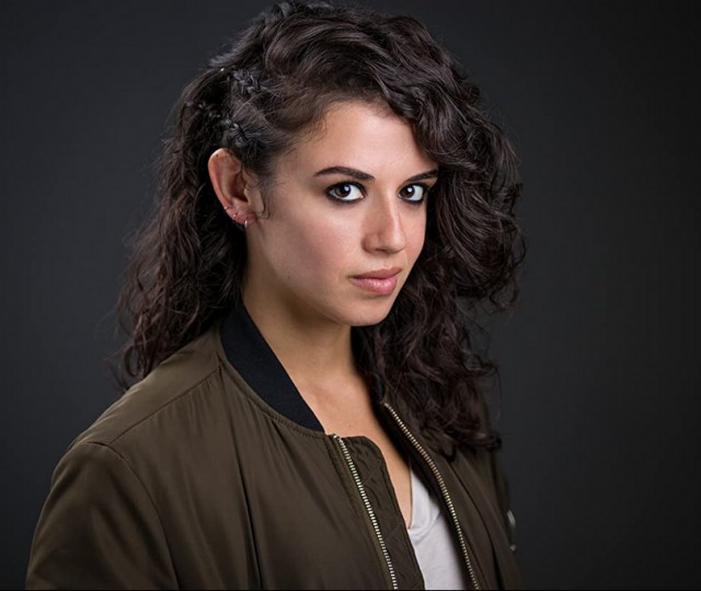 Jenna Kanell Fotoğrafı