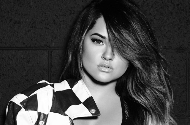 Becky G. Fotoğrafı