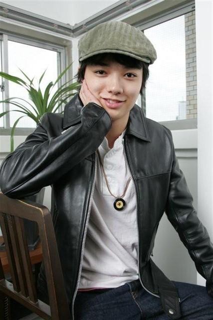 Shōta Sometani fotoğrafı