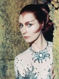 Catherine Schell fotoğrafı