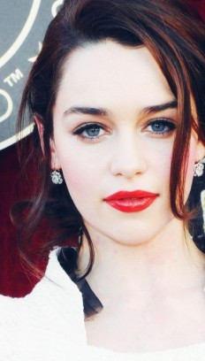 Emilia Clarke Fotoğrafı
