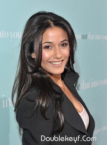Emmanuelle Chriqui Fotoğrafı